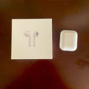 Apple AirPods